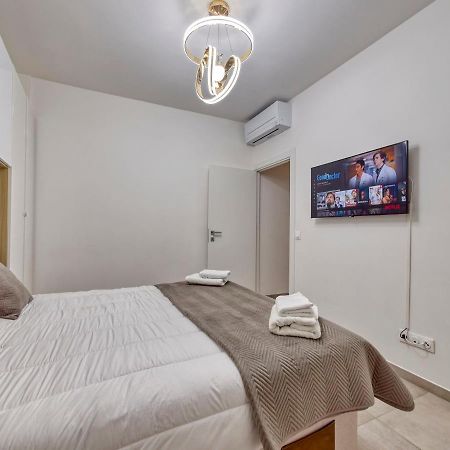 City Vibes, Indoor Parking, Breakfast & Air Conditioning Nicea Zewnętrze zdjęcie