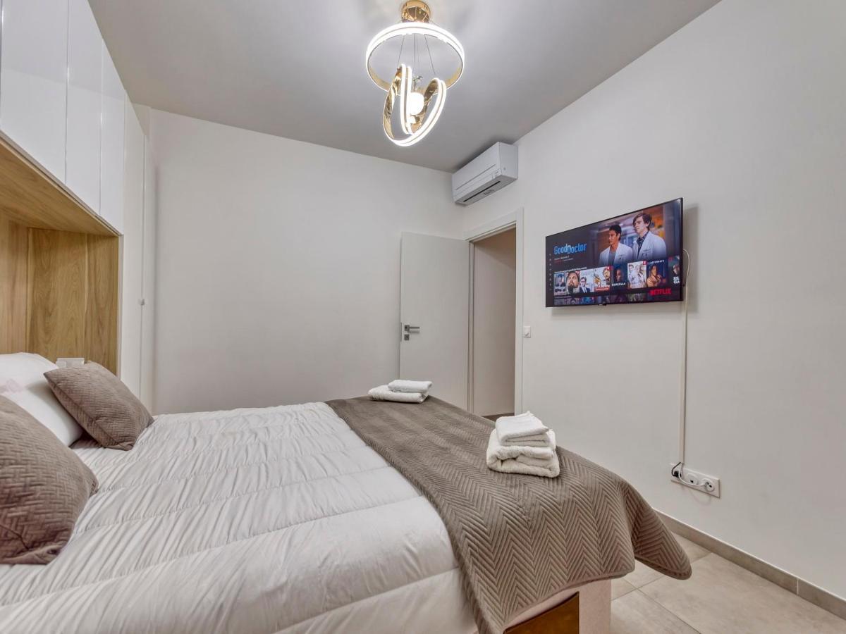 City Vibes, Indoor Parking, Breakfast & Air Conditioning Nicea Zewnętrze zdjęcie